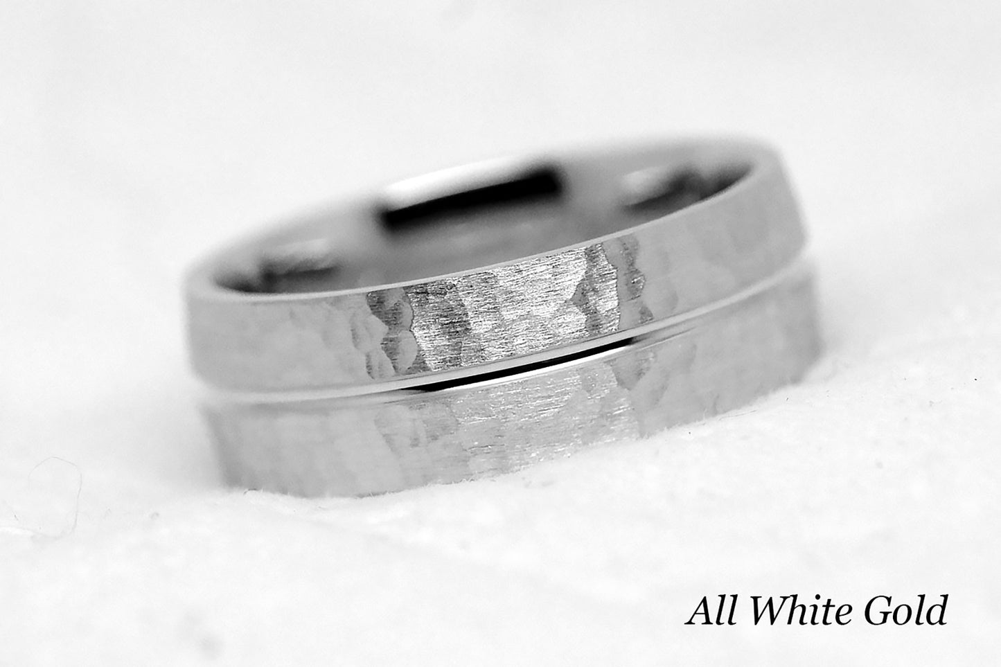 7mm Solid Gold Hammered Wedding Band for Men and Women with Line | AT-0008