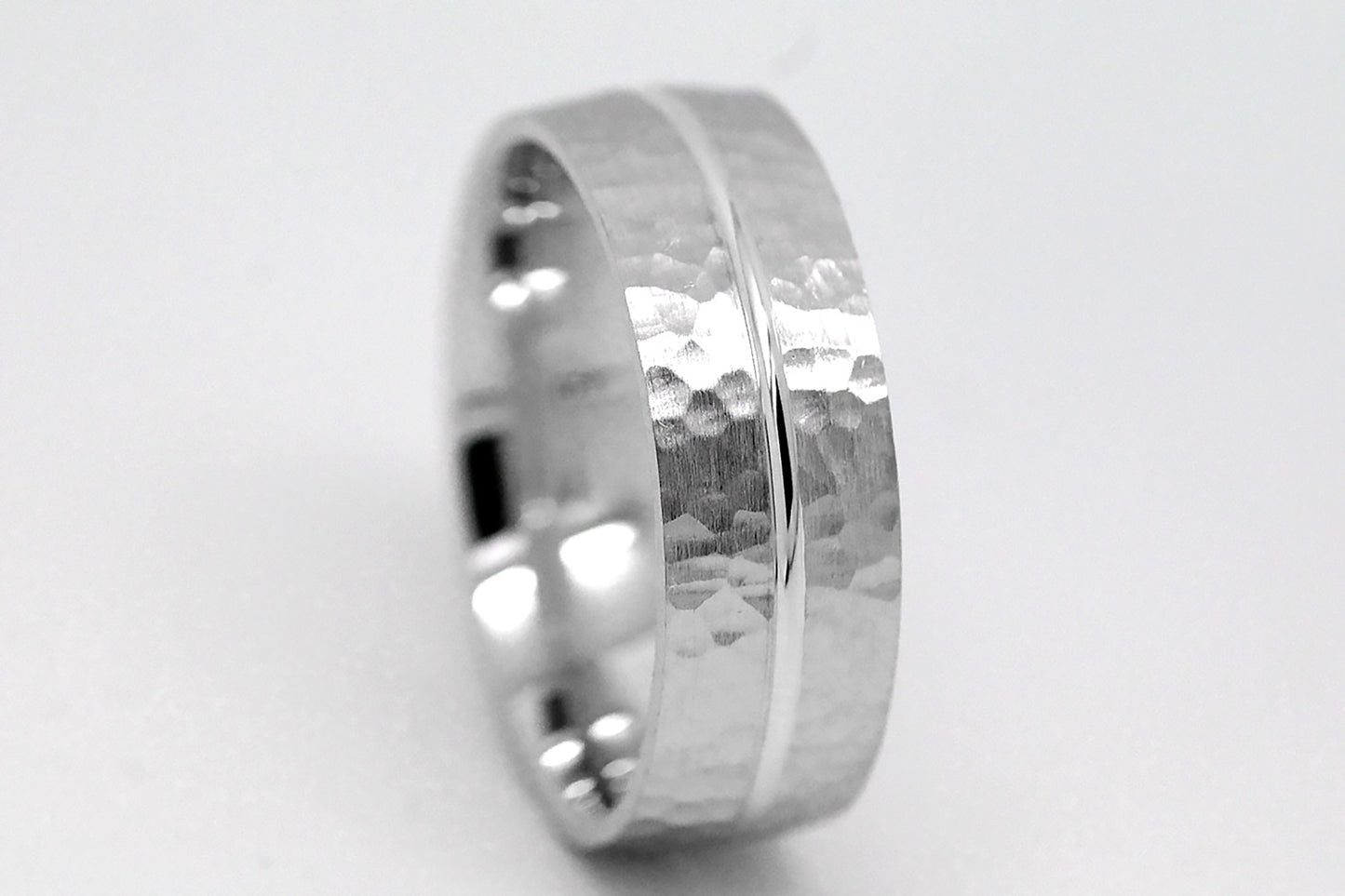 7mm Solid Gold Hammered Wedding Band for Men and Women with Line | AT-0008