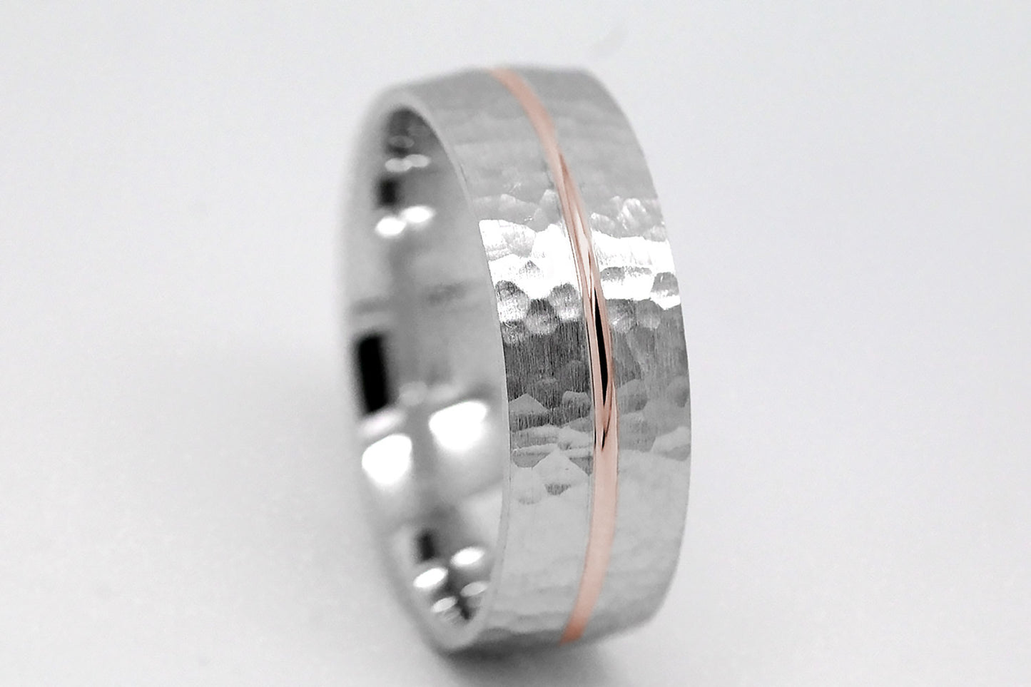 7mm Solid Gold Hammered Wedding Band for Men and Women with Line | AT-0008