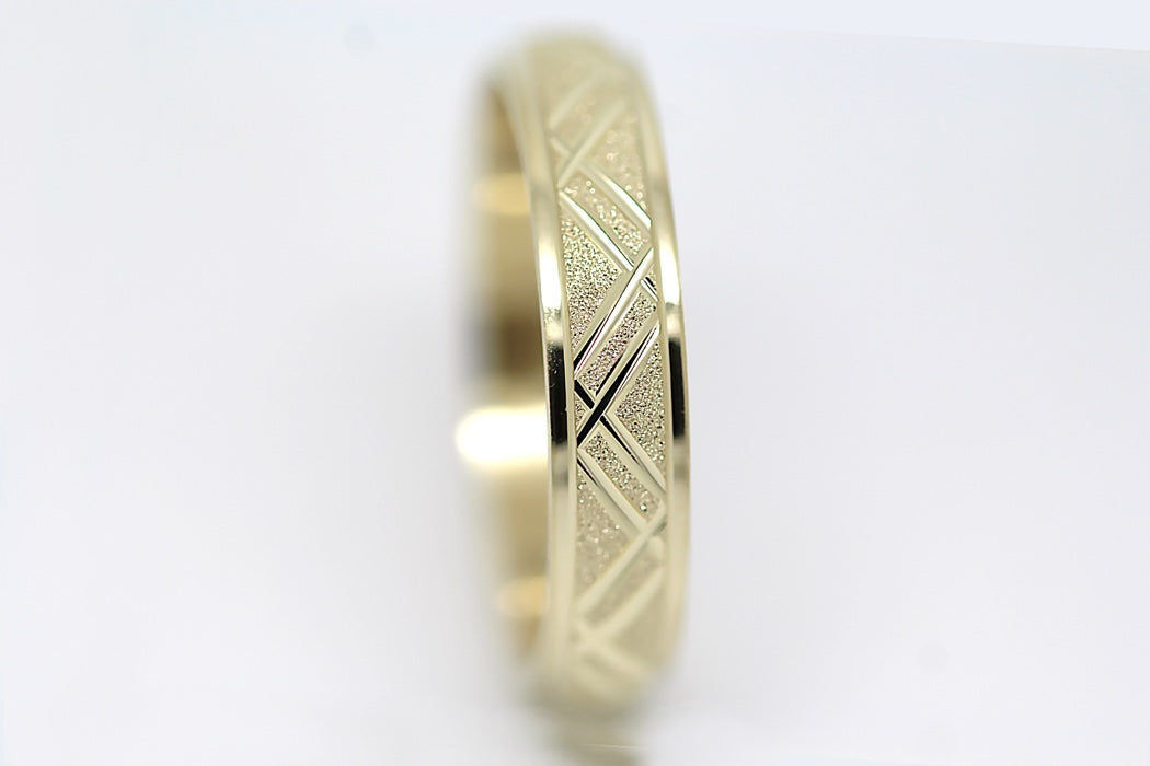 5mm Solid Gold Geometric Stardust Wedding Band for Men and Women | AT-0011