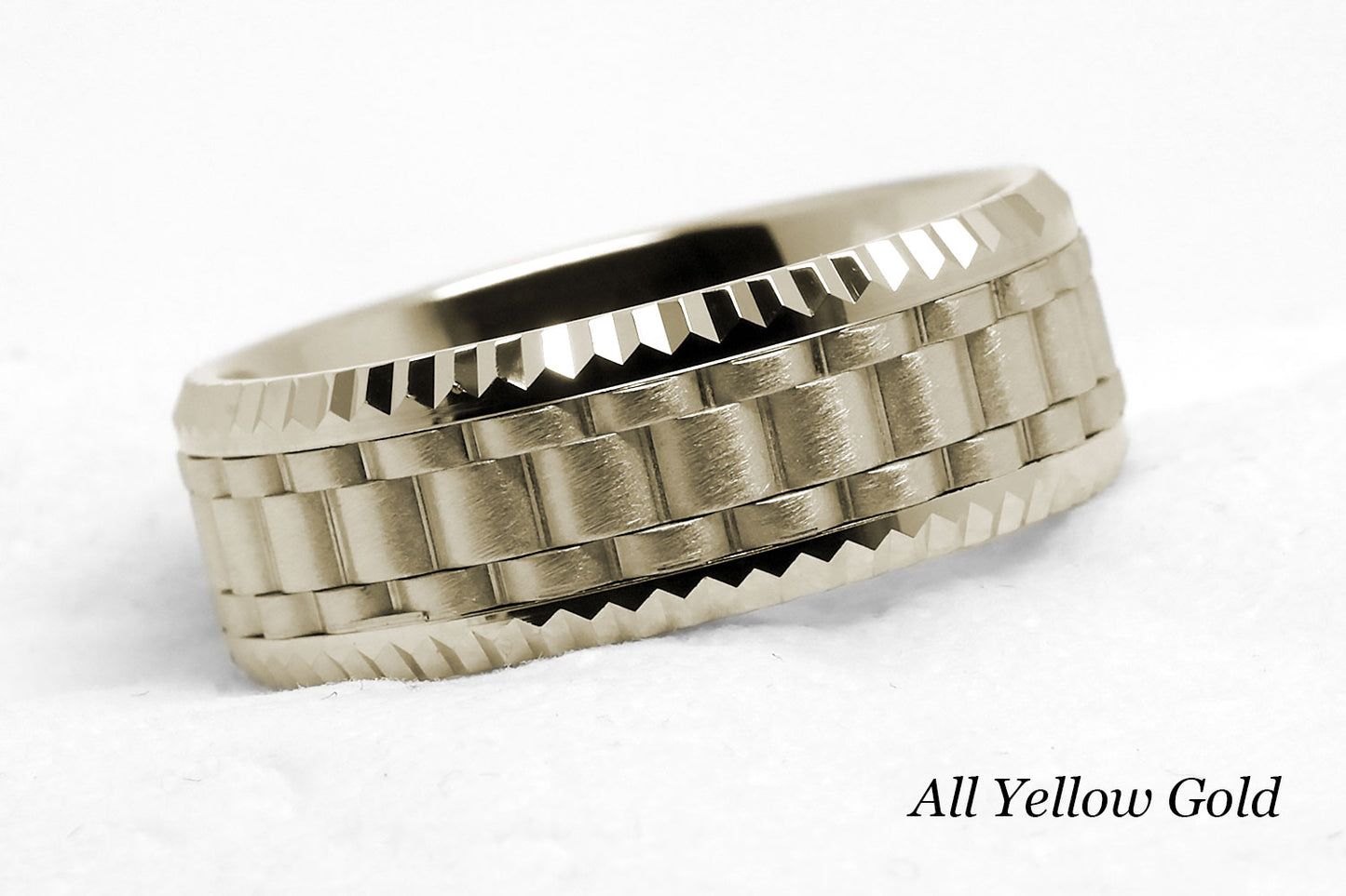 Luxury Heavy faceted solid gold wedding ring for men. Faceted carlex ring. Yellow gold.