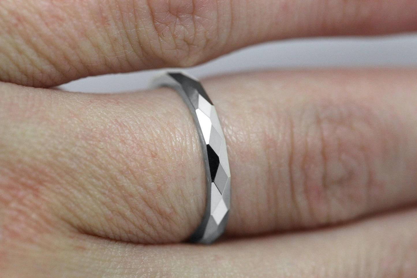 3mm 925 Sterling Silver Wedding Band for Women Faceted Diamond Shape | T-0020