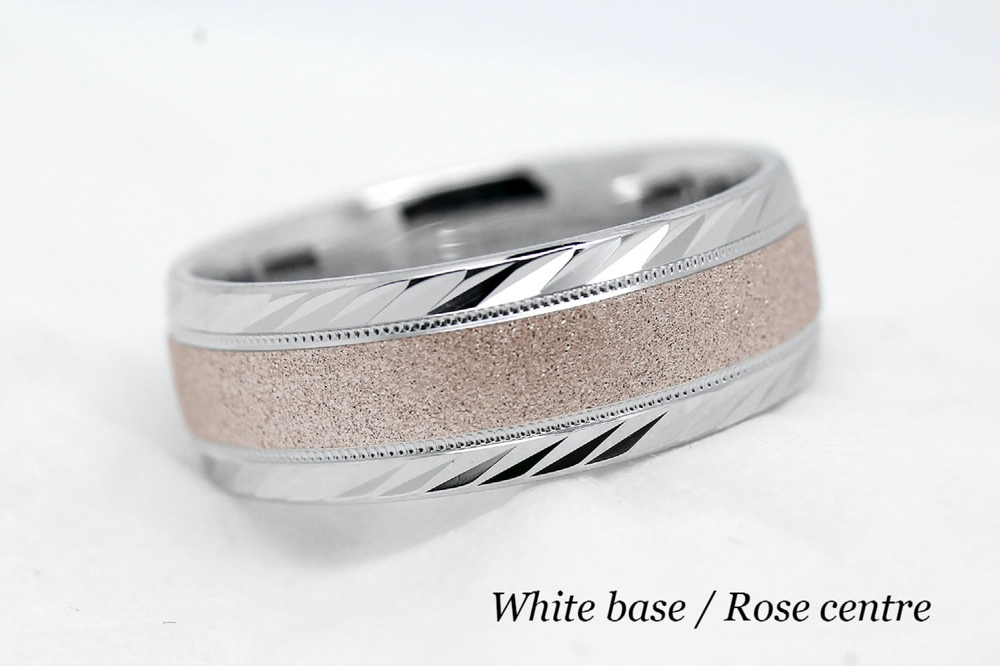 8mm Gold Wedding Band for Men and Women with Filigree Edge | T-6673