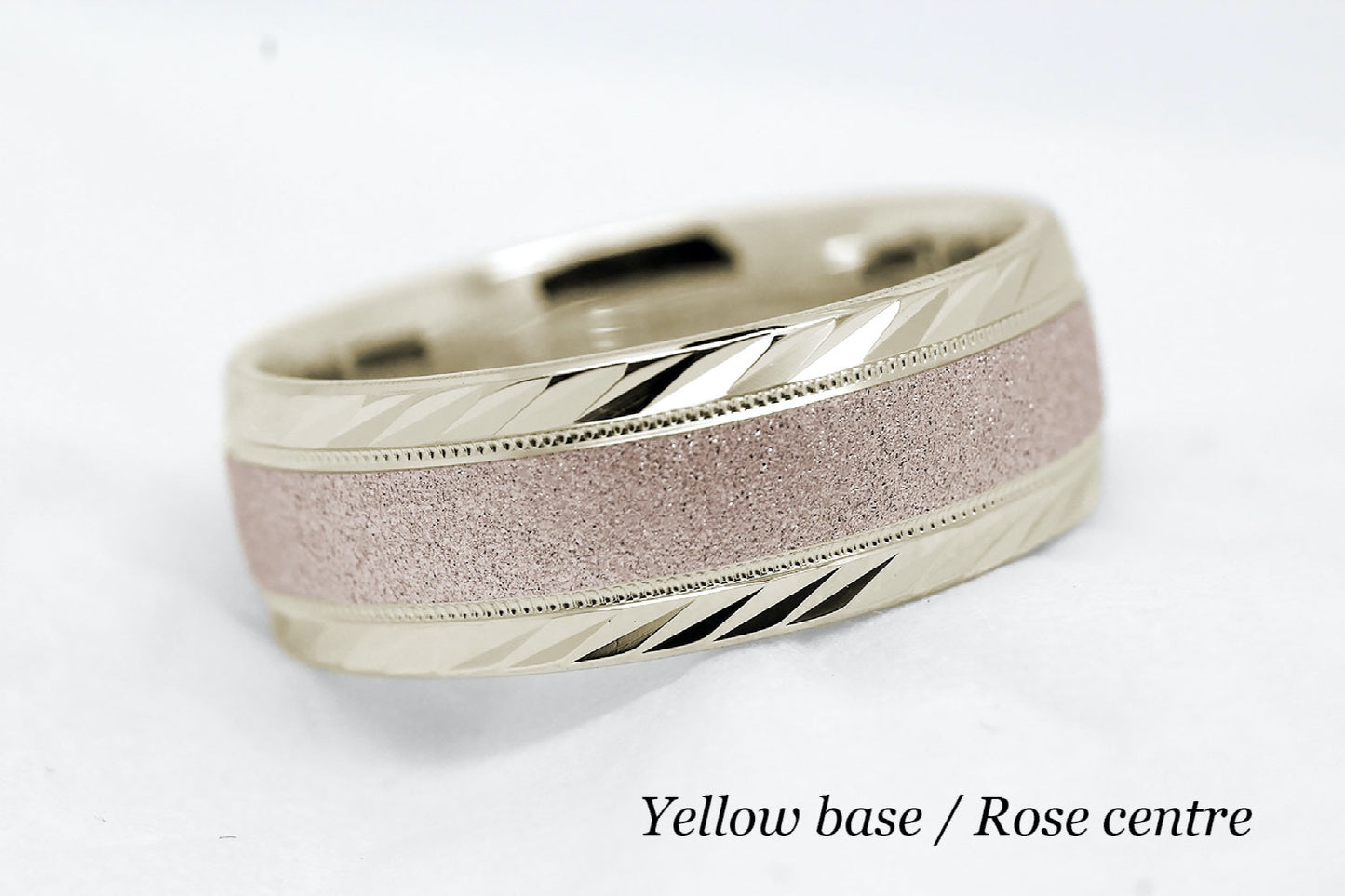 8mm Gold Wedding Band for Men and Women with Filigree Edge | T-6673