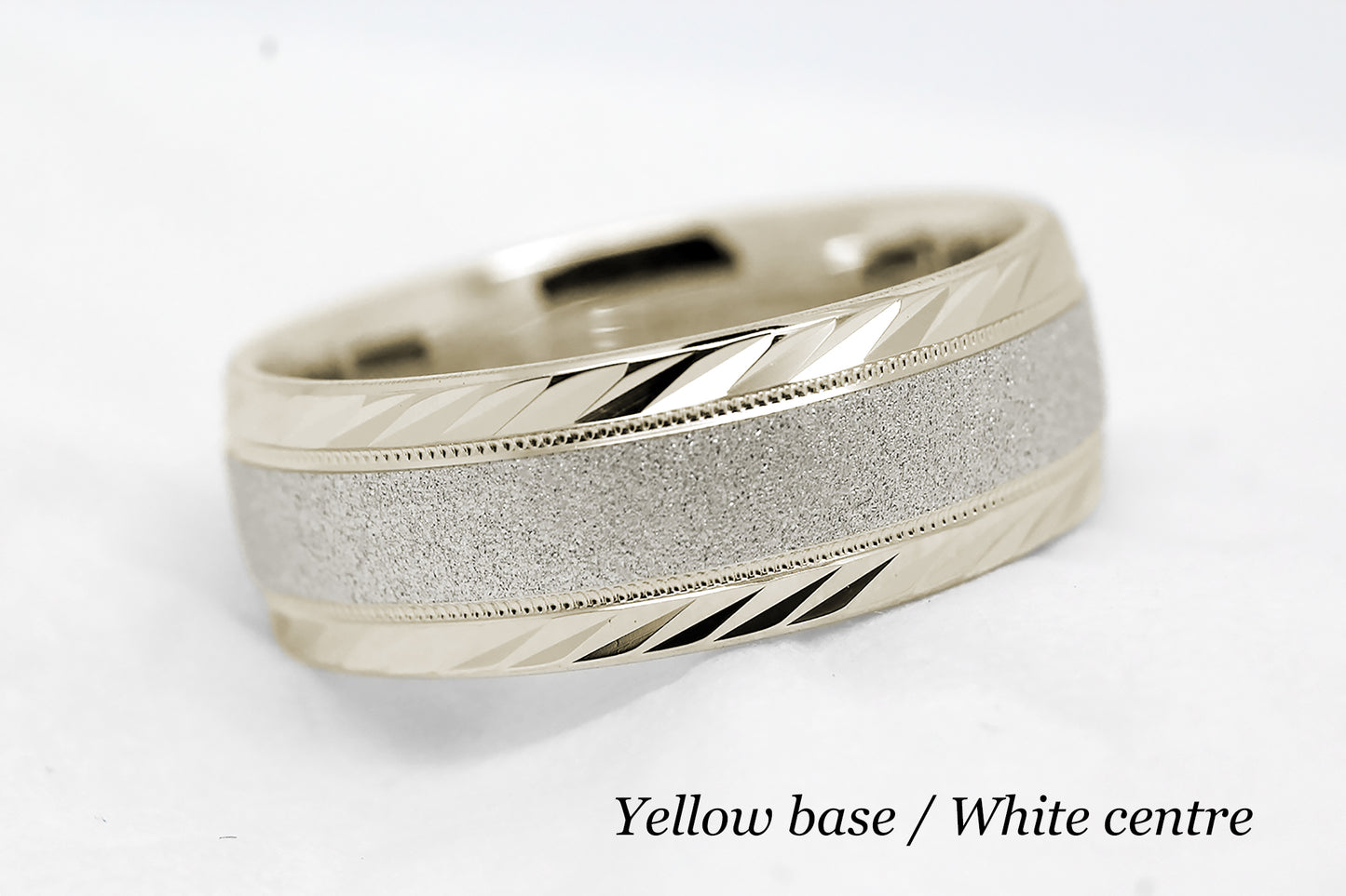 8mm Gold Wedding Band for Men and Women with Filigree Edge | T-6673
