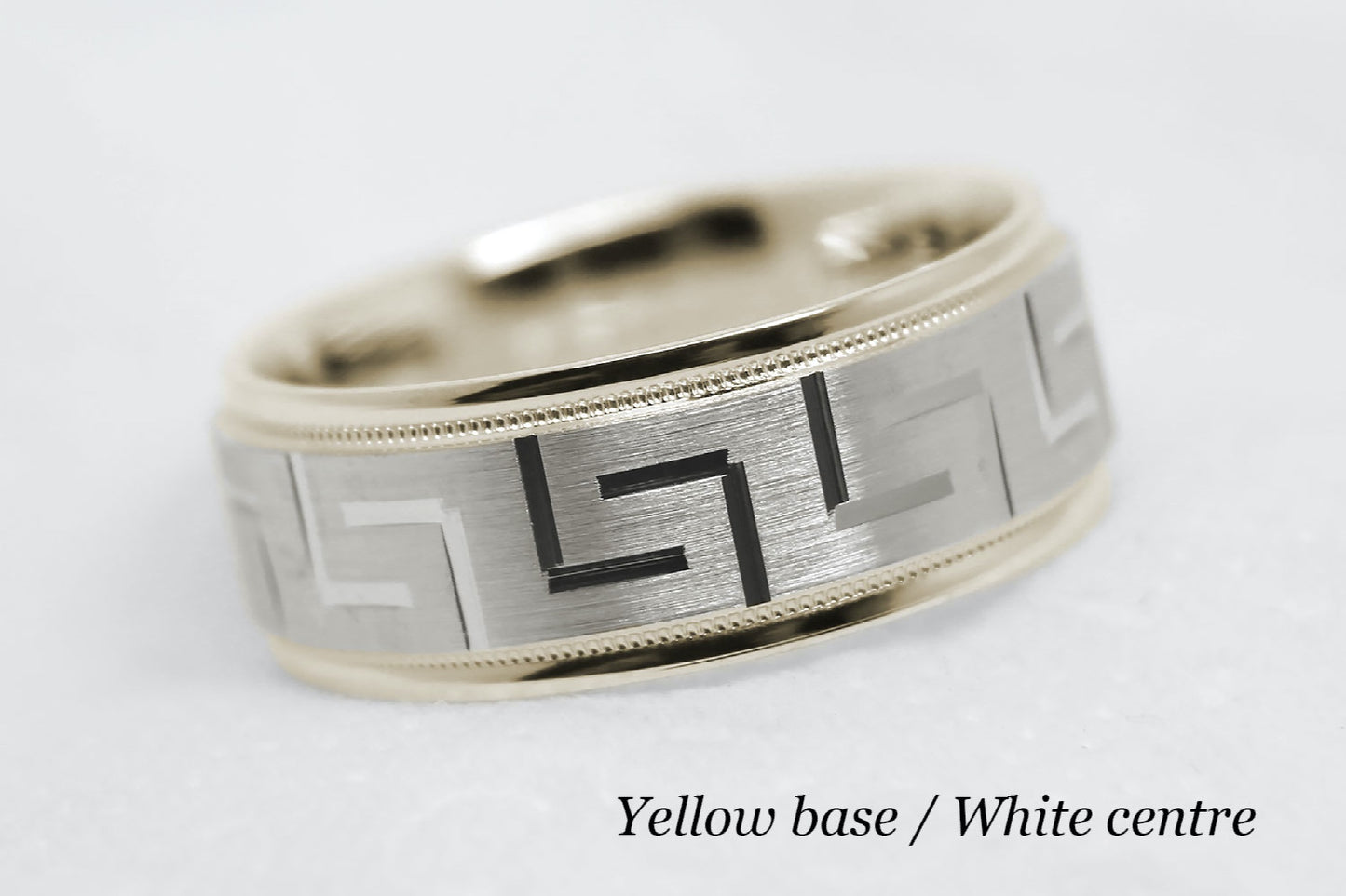 gold mens wedding ring