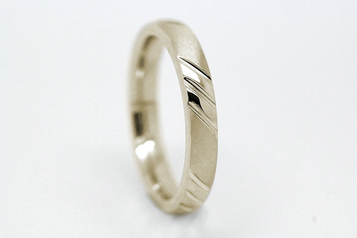 3mm Classic Gold Wedding Band for Men and Women with Angled Brush and Polished Finish | T-0002