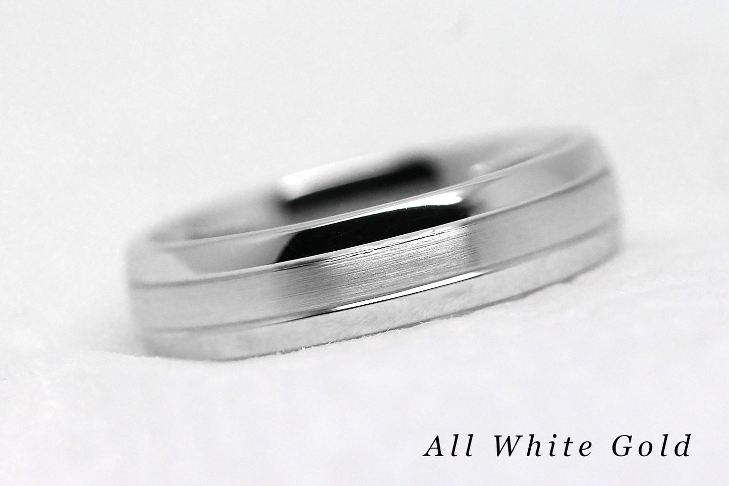 5mm Gold Polished and Brushed Simple Wedding Band for Men and Women | AT-0017