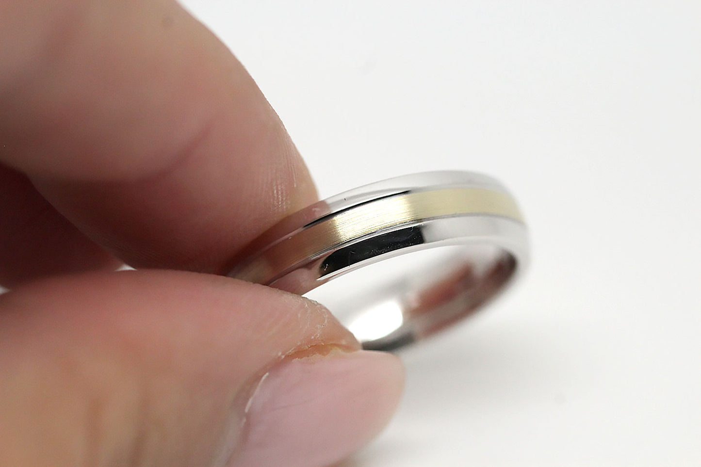 5mm Gold Polished and Brushed Simple Wedding Band for Men and Women | AT-0017