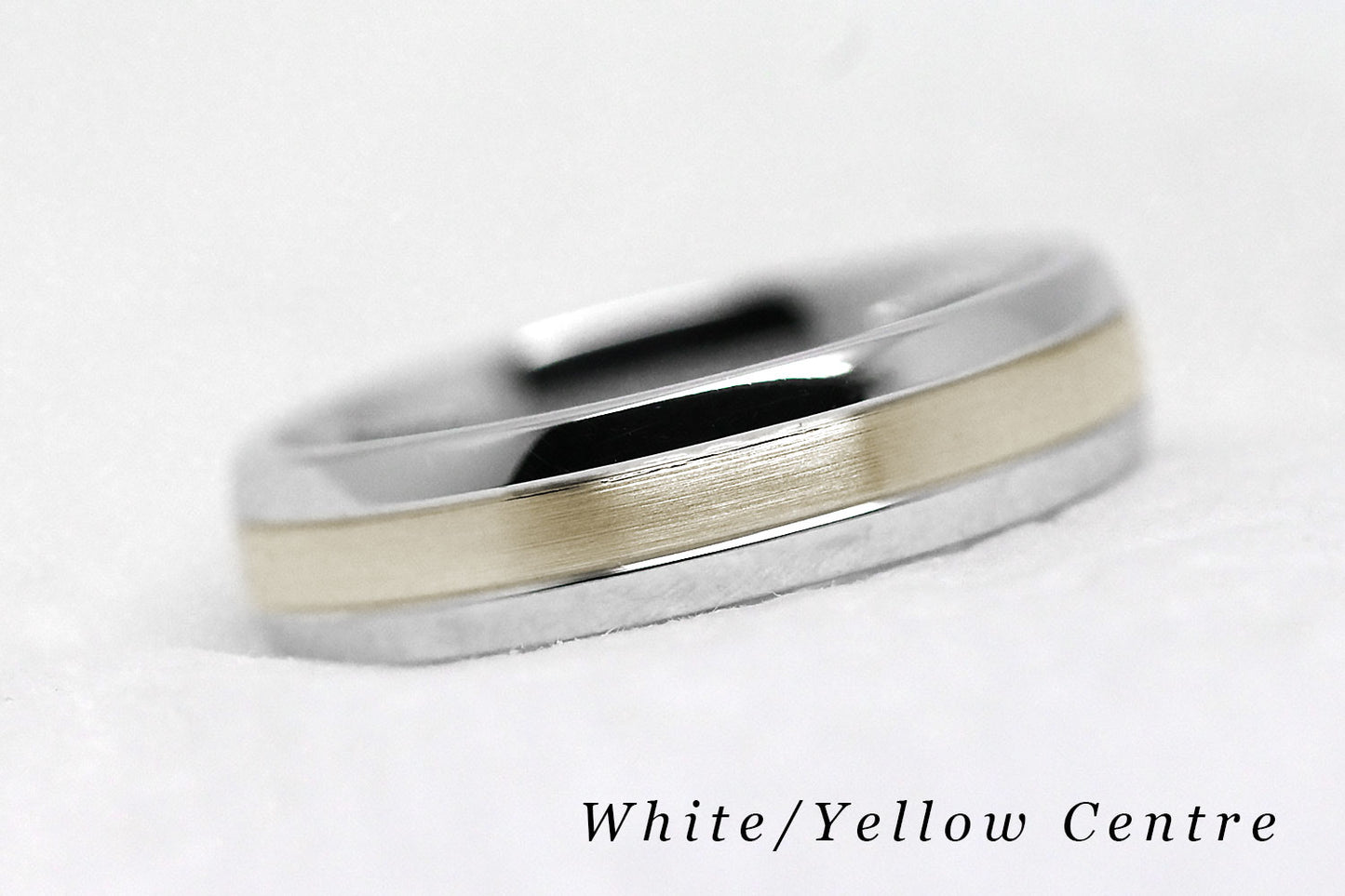 5mm Gold Polished and Brushed Simple Wedding Band for Men and Women | AT-0017