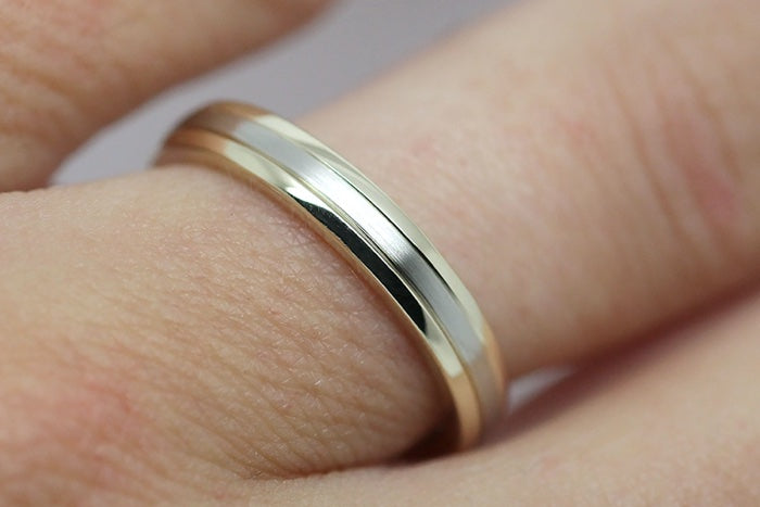 3mm Simple Gold Wedding Band for Men and Women | AT-0017