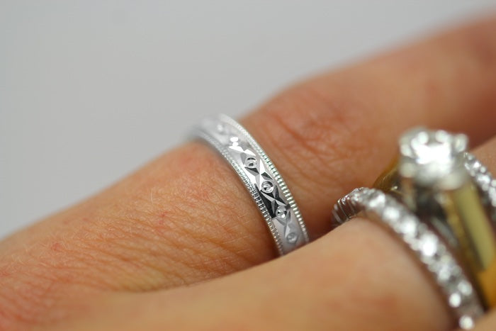 3mm Wedding Band with Filigree Design for Women and Men in 925 Sterling Silver | T-0031