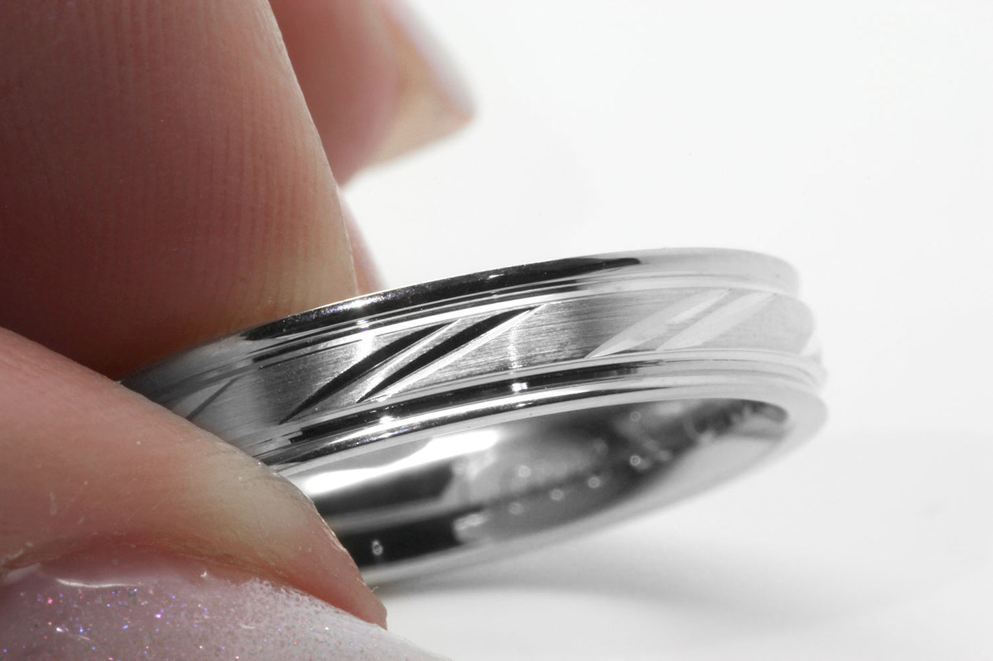4mm 925 Sterling Silver Wedding Band with Diagonal Design for Men and Women | AT-4127