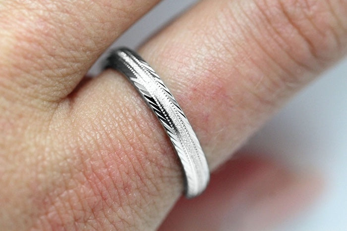 3mm Wedding Band with Filigree Edge for Women and Men in 925 Sterling Silver | T-6673