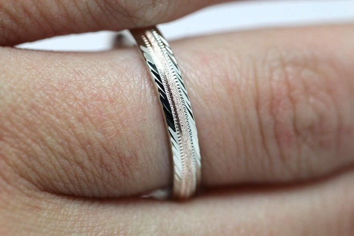 3mm Gold Wedding Band for Men and Women with Filigree Edge | T-6673