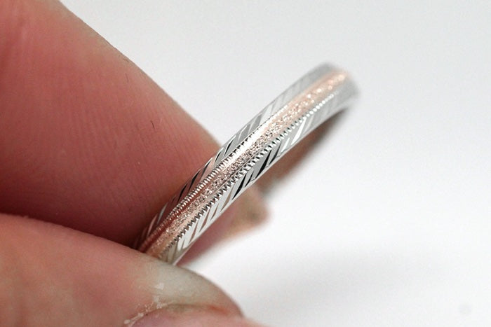 3mm Gold Wedding Band for Men and Women with Filigree Edge | T-6673