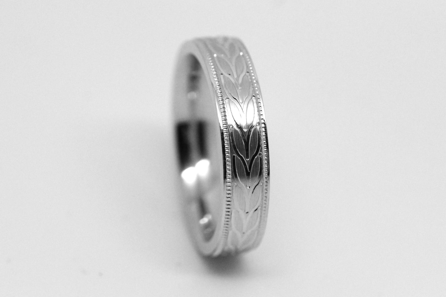 4mm 925 Sterling Silver Wedding Band with Leafy Design for Men and Women | AT-6785