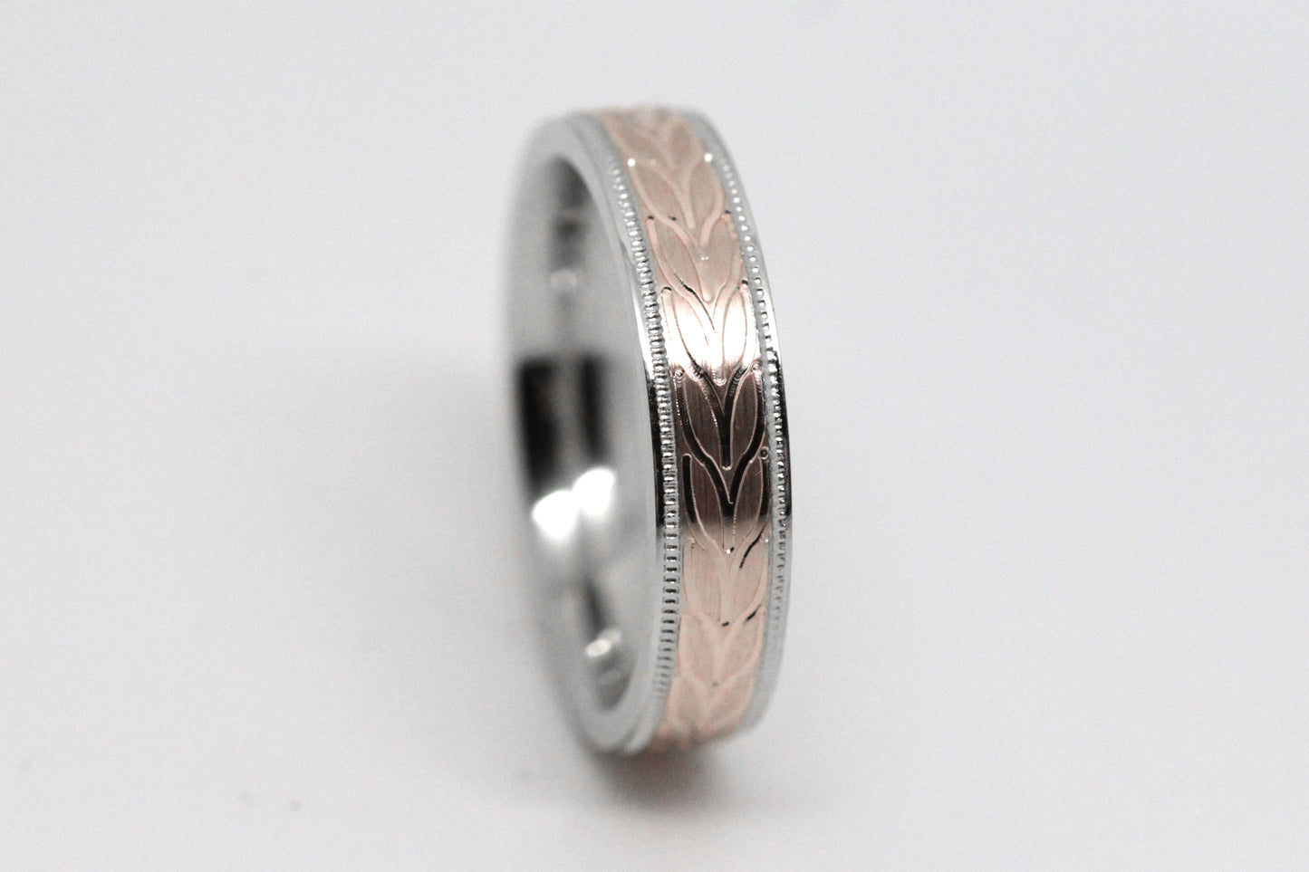 4mm Gold Wedding Band with Leafy Design for Men and Women | AT-6785