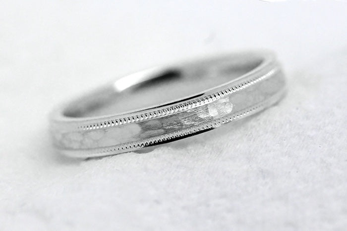 3mm Hammered Wedding Band for Men and Women in 925 Sterling Silver | AT-8008