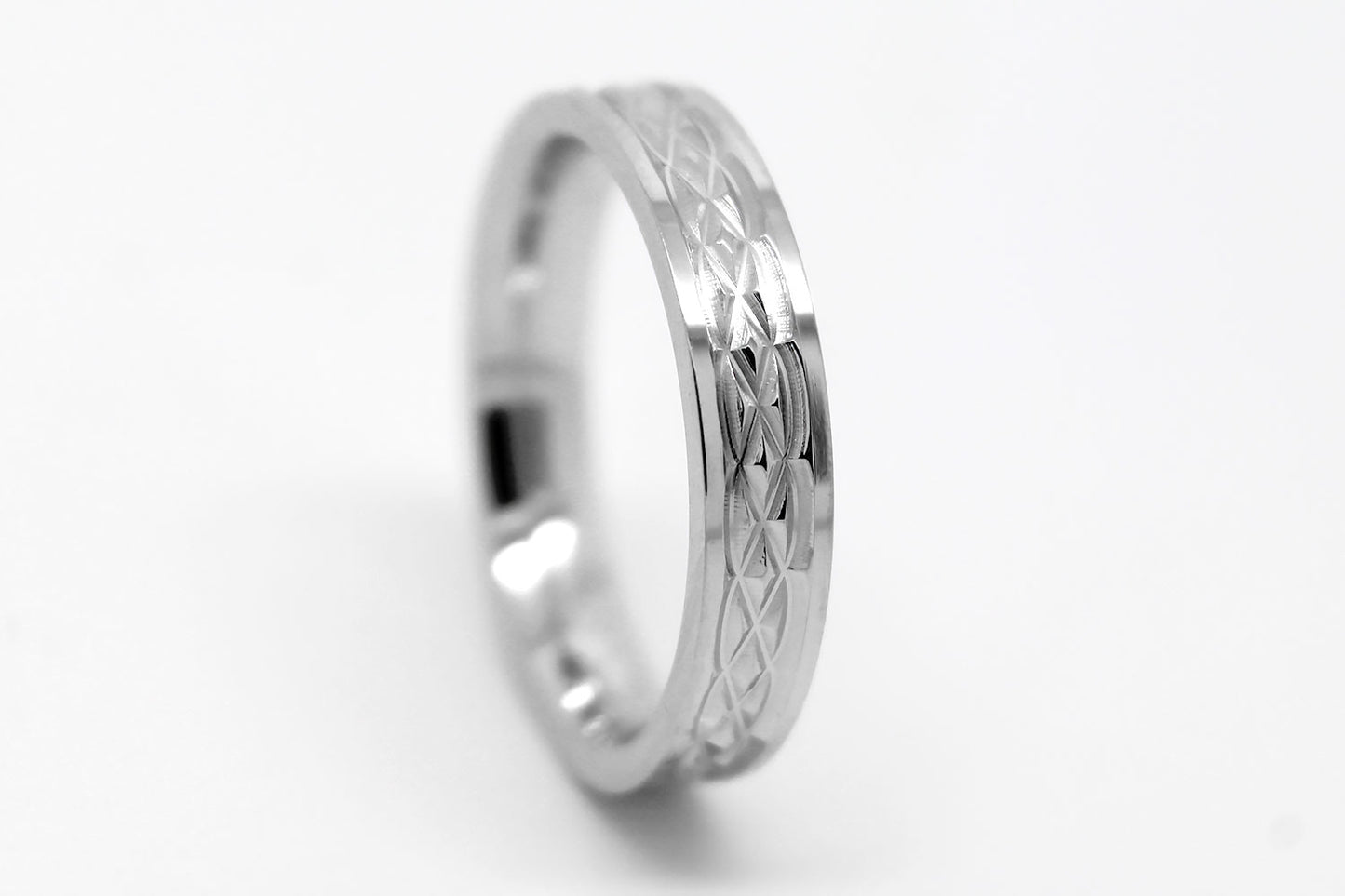 4mm 925 Silver Wedding Band with Infinity Celtic Design for Men and Women | AT-8273