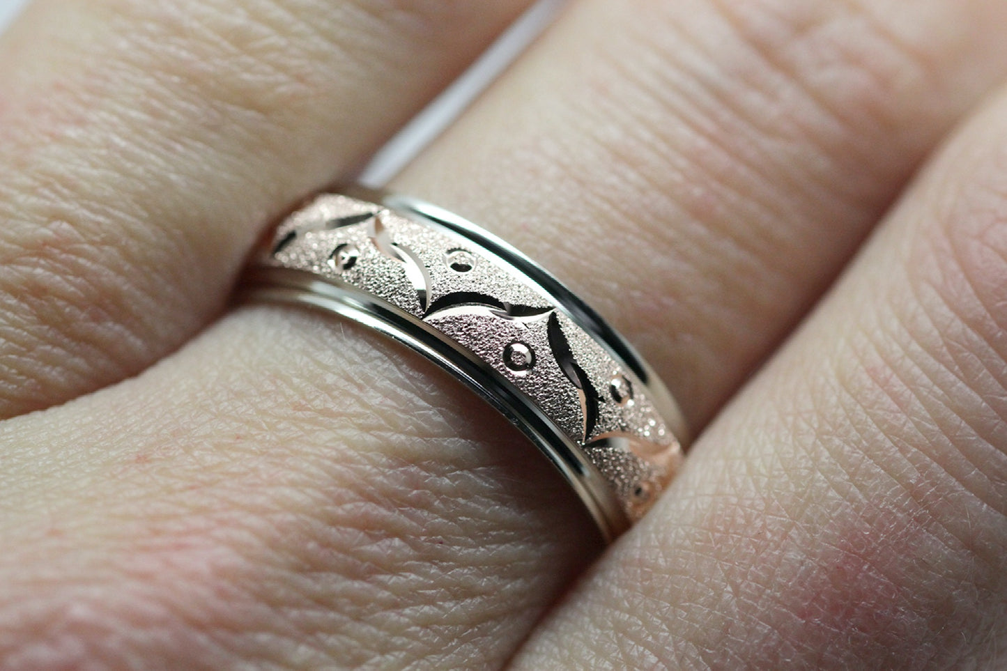 6mm Gold Wedding Band for Men and Women Sparkly Filigree Stardust | AT-0005