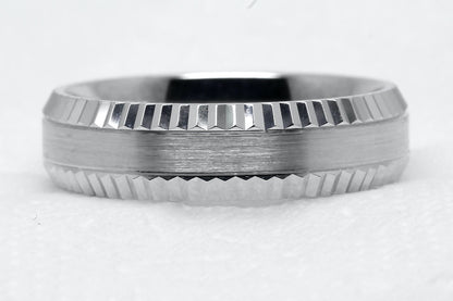 5mm Solid 10K 14K 18K Gold Men's Ring Faceted Edge | T-0009