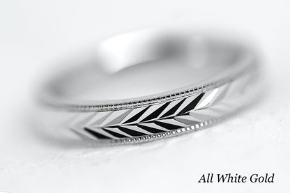 solid gold wedding band for men and women. Wheat Design, faceted and reflective centre is handcrafted in Montreal. solid 10k 14k or 18k  white gold