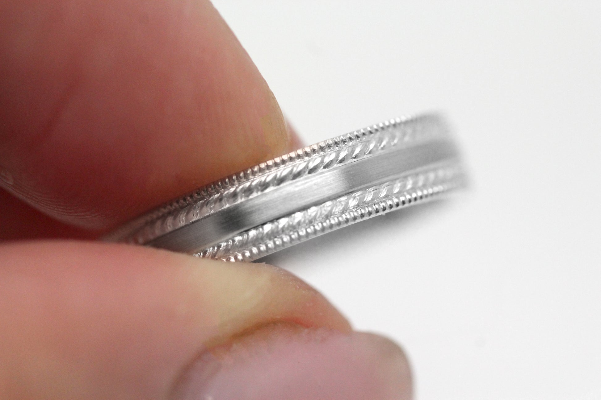 women's silver wedding ring