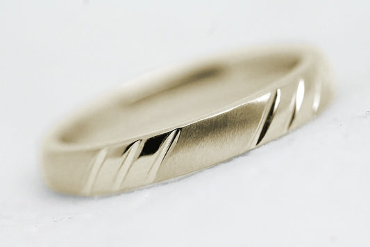 3mm Classic Gold Wedding Band for Men and Women with Angled Brush and Polished Finish | T-0002