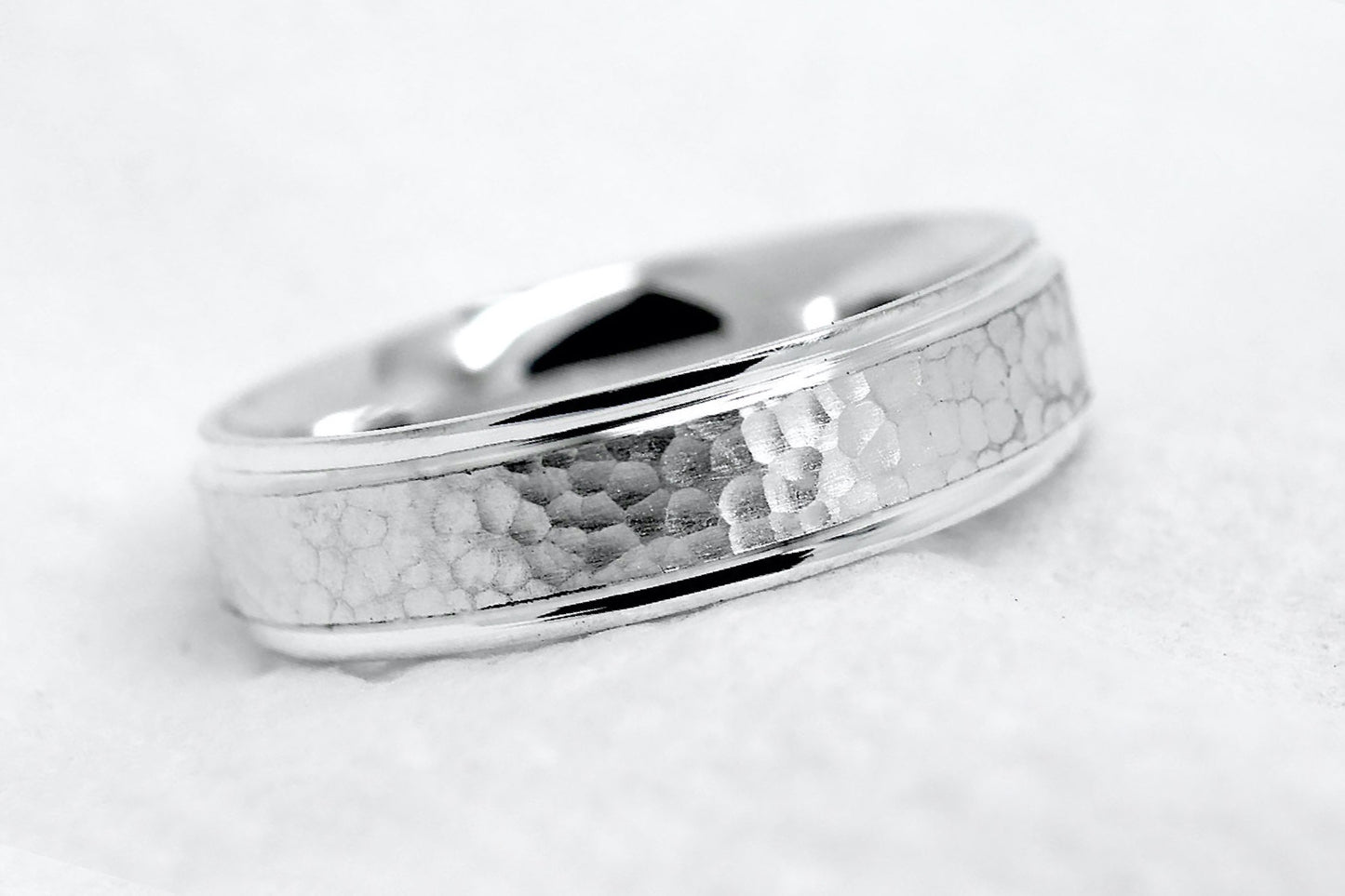 6mm 925 Silver Hammered Wedding Band for Men and Women with Milgrain | T-0015