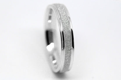 4mm solid 925 sterling silver wedding band for women and men with sparkly centre and polished and edges